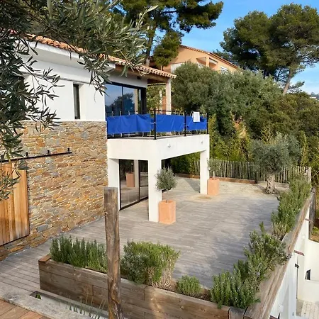 Magnifique Avec Piscine, Vue