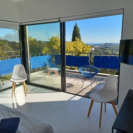 Magnifique Avec Piscine, Vue 라크루아발메르