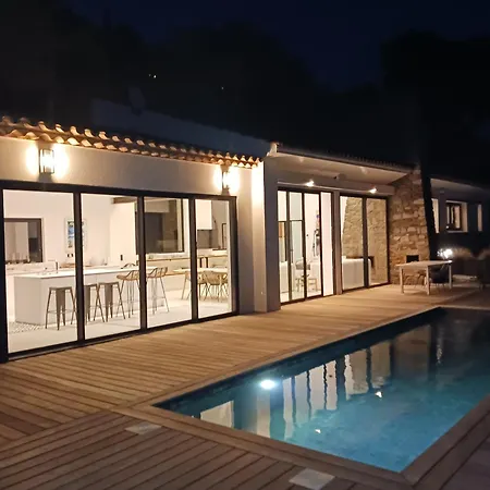 Magnifique Avec Piscine, Vue 빌라